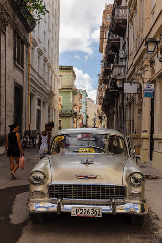 cuba, havana, tropical, island, classic cars, history, culture, photography, colorful cars and buildings, ornate architecture...